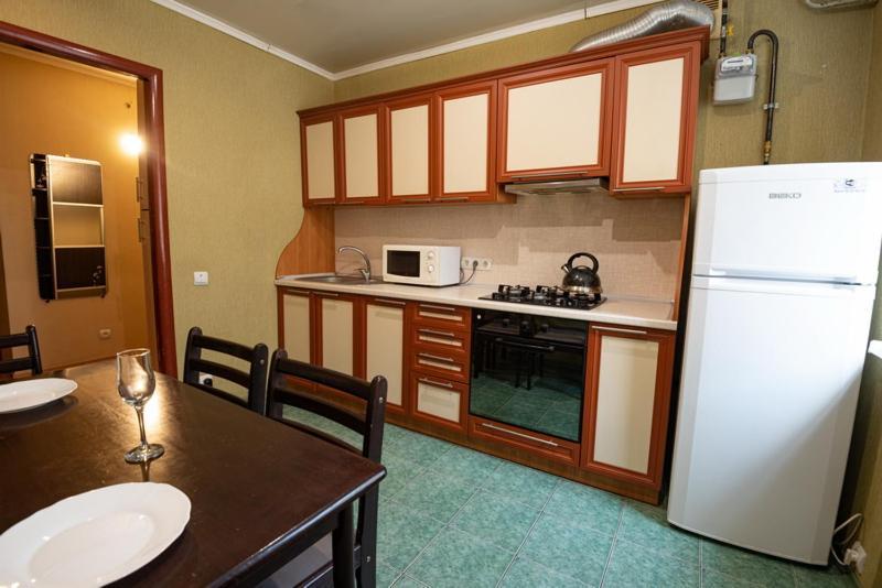 вулиця митницька 55 Apartment *